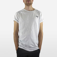 Lade das Bild in den Galerie-Viewer, LongTee - white (nur noch S verfügbar)