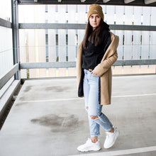 Lade das Bild in den Galerie-Viewer, Die Mütze - Marmota